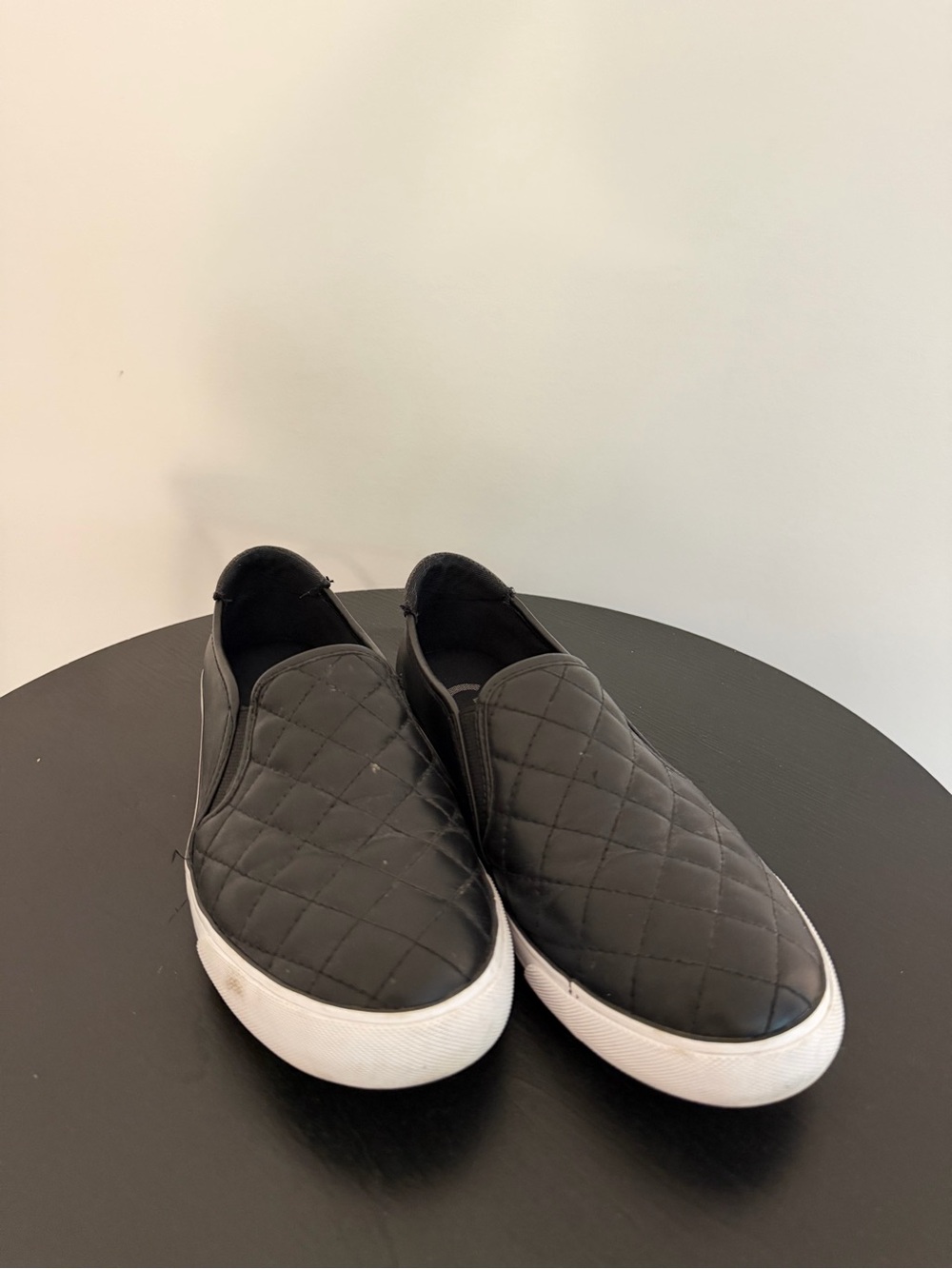 Guess Slip-Ons